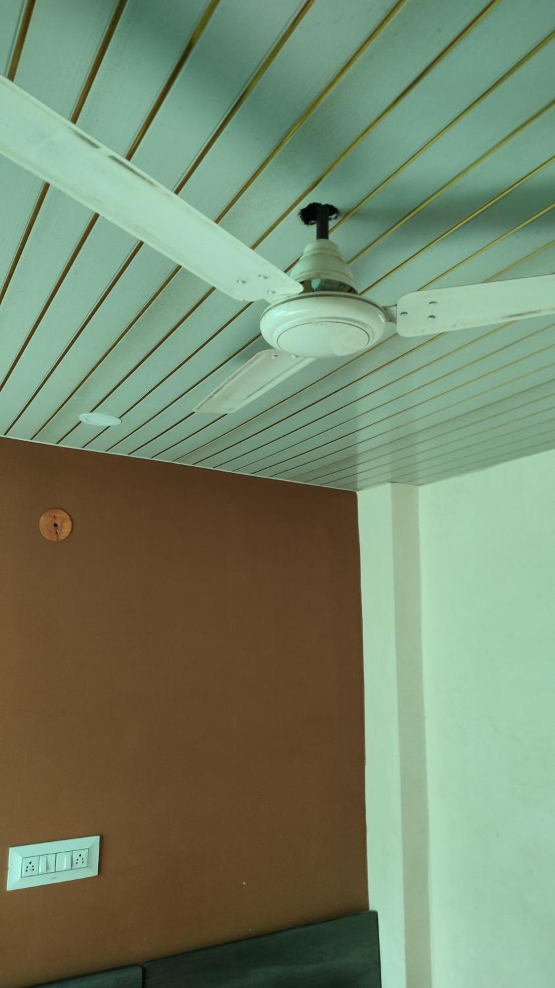 Kailash Kuti Guest House Ujjain Δωμάτιο φωτογραφία